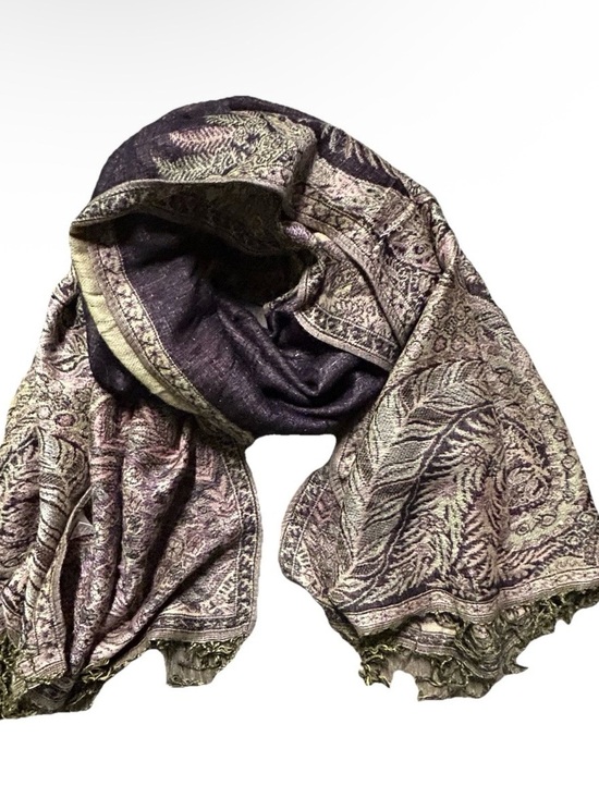 Accessories - Women’s Gold Purple Paisley Patterned Skirt Winter Cold Weather